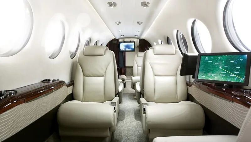 Beechcraft King Air 350i - private jet charter