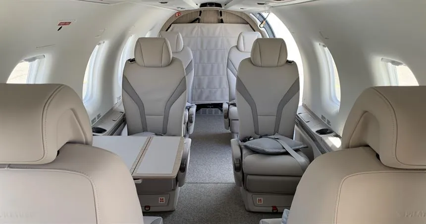 Pilatus PC-12 - private jet charter